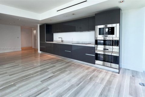 Снять в аренду кондоминиум в Майами, Флорида 1 спальня, 74.88м2, № 1949398 - фото 6