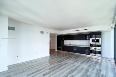 Снять в аренду кондоминиум в Майами, Флорида 1 спальня, 74.88м2, № 1949398 - фото 5