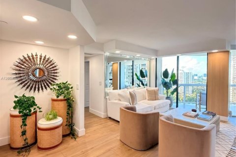 Condo in Aventura, Florida, 3 bedrooms in LANDMARK  № 2070469 - photo 7