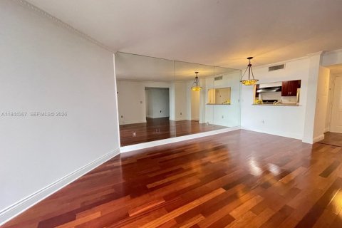 Condominio en venta en Miami, Florida, 2 dormitorios, 98.48 m2 № 2000946 - foto 4