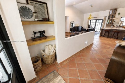 Casa en venta en Southwest Ranches, Florida, 6 dormitorios, 506.13 m2 № 2247839 - foto 8