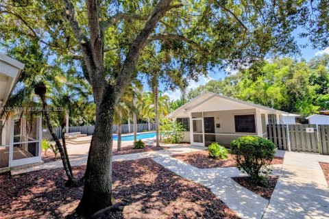 Casa en venta en Southwest Ranches, Florida, 6 dormitorios, 506.13 m2 № 2247839 - foto 30
