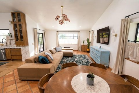 Casa en venta en Southwest Ranches, Florida, 6 dormitorios, 506.13 m2 № 2247839 - foto 16