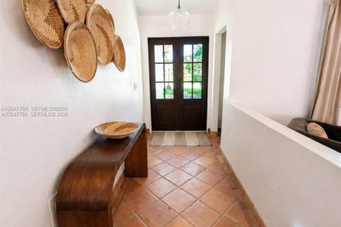 Casa en venta en Southwest Ranches, Florida, 6 dormitorios, 506.13 m2 № 2247839 - foto 7