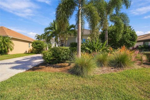 Villa ou maison à vendre à Bradenton, Floride: 3 chambres, 206.15 m2 № 2419005 - photo 30