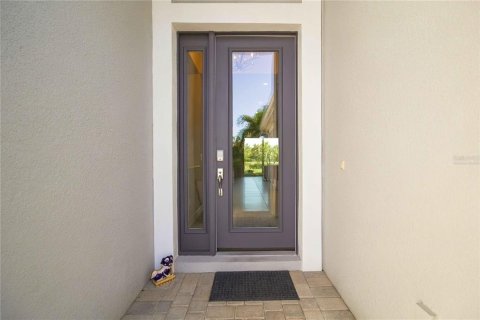 Villa ou maison à vendre à Bradenton, Floride: 3 chambres, 206.15 m2 № 2419005 - photo 4