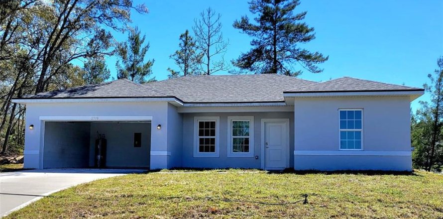 Casa en Citrus Springs, Florida 4 dormitorios, 146.79 m2 № 1597477