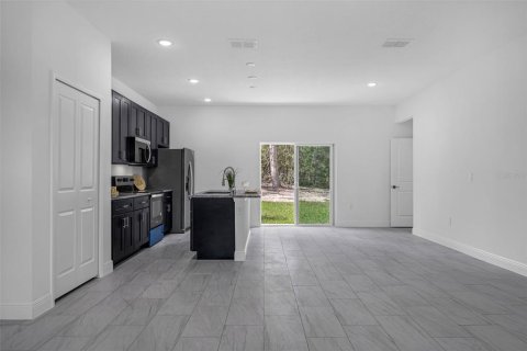 Casa en venta en Citrus Springs, Florida, 4 dormitorios, 146.79 m2 № 1597477 - foto 14