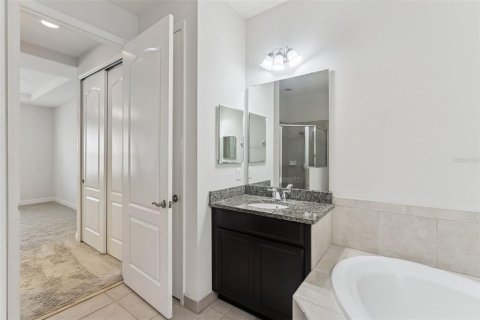 Купить таунхаус в Орландо, Флорида 8 комнат, 208.1м2, № 2211209 - фото 13
