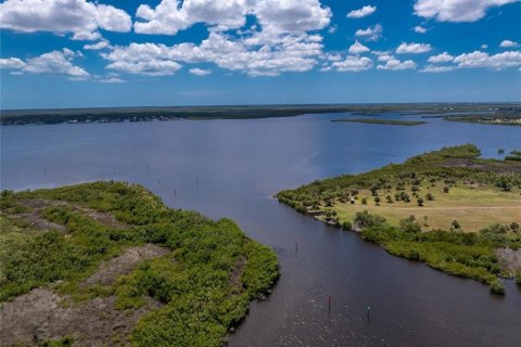 Terreno en Port Charlotte, Florida № 2142623