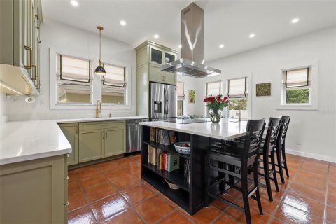 Casa en venta en Saint Petersburg, Florida, 6 dormitorios, 344.2 m2 № 1678175 - foto 5
