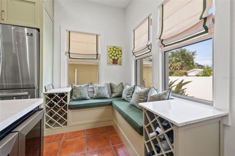 Casa en venta en Saint Petersburg, Florida, 6 dormitorios, 344.2 m2 № 1678175 - foto 3