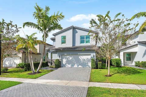 House in Boynton Beach, Florida 5 bedrooms, 251.58 sq.m. № 2427691 - photo 7
