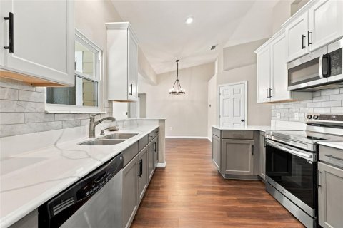 Villa ou maison à vendre à Gainesville, Floride: 4 chambres, 164.81 m2 № 2420374 - photo 16