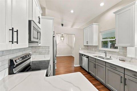 Villa ou maison à vendre à Gainesville, Floride: 4 chambres, 164.81 m2 № 2420374 - photo 17