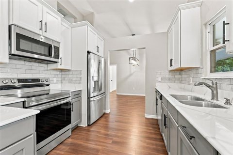 Villa ou maison à vendre à Gainesville, Floride: 4 chambres, 164.81 m2 № 2420374 - photo 15