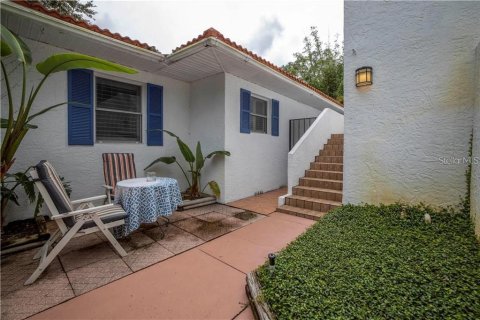 House in Saint Petersburg, Florida 3 bedrooms, 255.48 sq.m. № 1881146 - photo 25