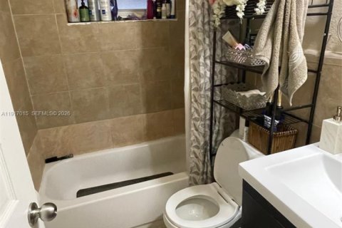 Купить коммерческую недвижимость в Форт-Лодердейл, Флорида 157.56м2, № 1973726 - фото 21