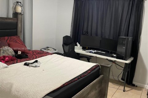 Купить коммерческую недвижимость в Форт-Лодердейл, Флорида 157.56м2, № 1973726 - фото 18