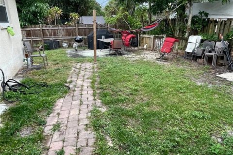 Купить коммерческую недвижимость в Форт-Лодердейл, Флорида 157.56м2, № 1973726 - фото 12