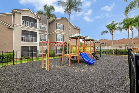 Condo in Orlando, Florida, 2 bedrooms  № 2227738 - photo 18