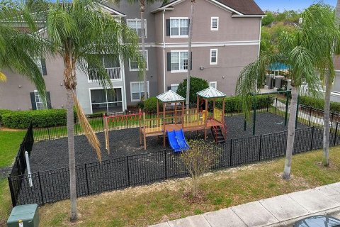 Condo in Orlando, Florida, 2 bedrooms  № 2227738 - photo 25