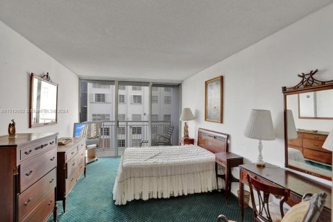 Снять в аренду кондоминиум в Авентура, Флорида 2 спальни, 149.11м2, № 2037683 - фото 27