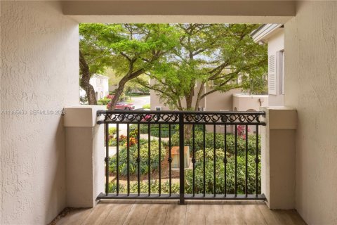 Touwnhouse à louer à Palmetto Bay, Floride: 4 chambres, 242.94 m2 № 2047029 - photo 27