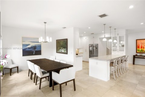 Touwnhouse à louer à Palmetto Bay, Floride: 4 chambres, 242.94 m2 № 2047029 - photo 10