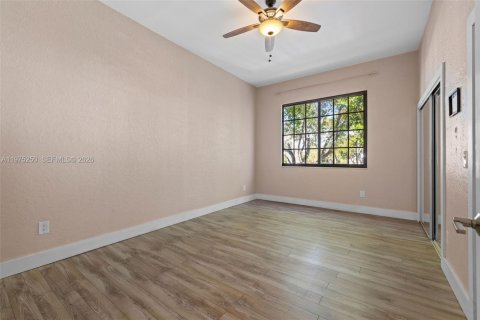 Townhouse in Aventura, Florida 2 bedrooms, 118.17 sq.m. № 2036218 - photo 18