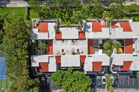 Townhouse in Aventura, Florida 2 bedrooms, 118.17 sq.m. № 2036218 - photo 28