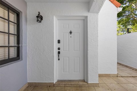 Townhouse in Aventura, Florida 2 bedrooms, 118.17 sq.m. № 2036218 - photo 26