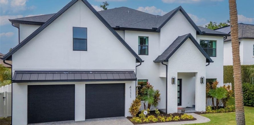 Casa en Tampa, Florida 5 dormitorios, 421.03 m2 № 1895073