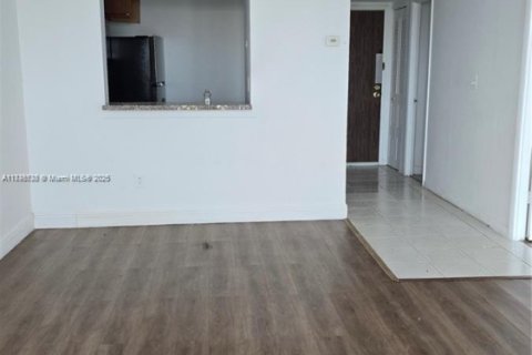 Copropriété à vendre à Miami, Floride: 1 chambre, 78.22 m2 № 1825479 - photo 6