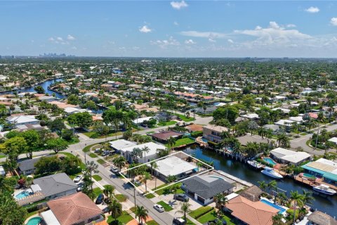House in Pompano Beach, Florida 3 bedrooms, 202.43 sq.m. № 1790601 - photo 7