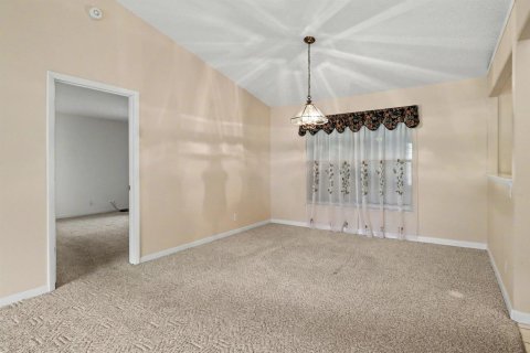 Villa ou maison à vendre à Palm Bay, Floride: 3 chambres, 200.67 m2 № 2146019 - photo 5
