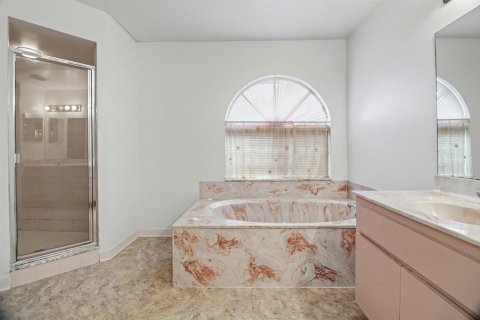 Villa ou maison à vendre à Palm Bay, Floride: 3 chambres, 200.67 m2 № 2146019 - photo 15