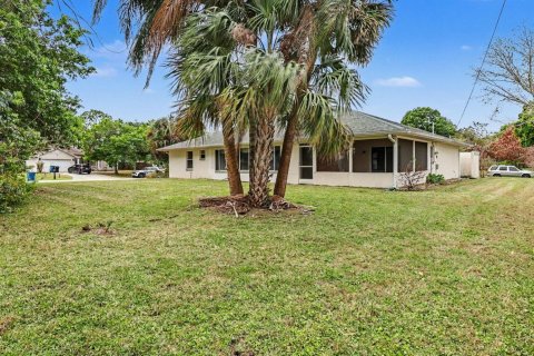 Villa ou maison à vendre à Palm Bay, Floride: 3 chambres, 200.67 m2 № 2146019 - photo 23