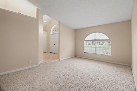 Villa ou maison à vendre à Palm Bay, Floride: 3 chambres, 200.67 m2 № 2146019 - photo 3