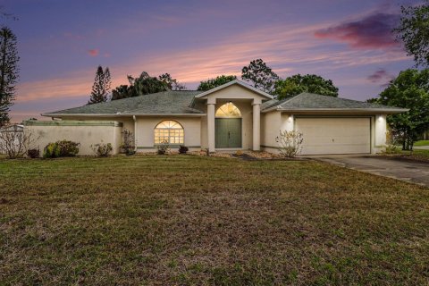 Villa ou maison à Palm Bay, Floride 3 chambres, 200.67 m2 № 2146019