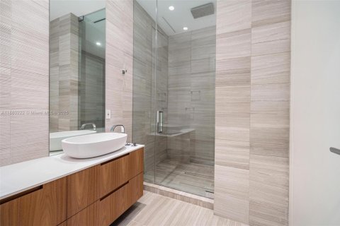 Купить кондоминиум в Майами-Бич, Флорида 2 спальни, 193.7м2, № 1925242 - фото 23