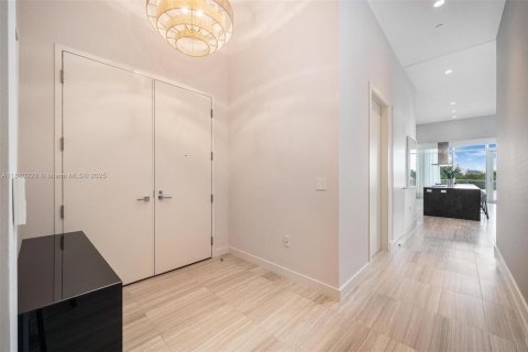 Купить кондоминиум в Майами-Бич, Флорида 2 спальни, 193.7м2, № 1925242 - фото 4