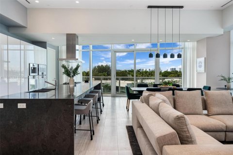 Купить кондоминиум в Майами-Бич, Флорида 2 спальни, 193.7м2, № 1925242 - фото 7