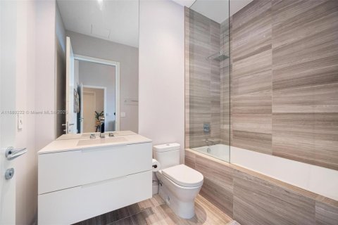 Купить кондоминиум в Майами-Бич, Флорида 2 спальни, 193.7м2, № 1925242 - фото 27