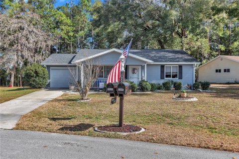 House in Ocala, Florida 2 bedrooms, 113.71 sq.m. № 1546895 - photo 1