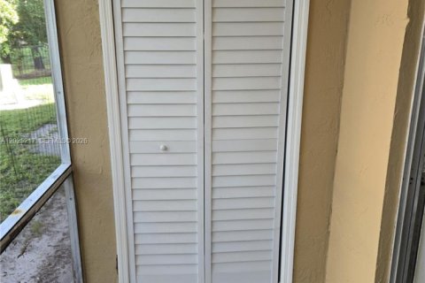 Copropriété à louer à Miramar, Floride: 1 chambre, 74.32 m2 № 2257410 - photo 9