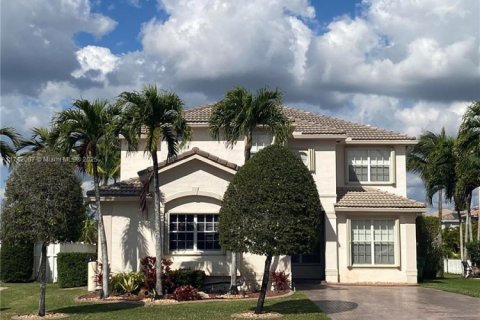 Villa ou maison à louer à Miramar, Floride: 5 chambres, 313.17 m2 № 1710025 - photo 24