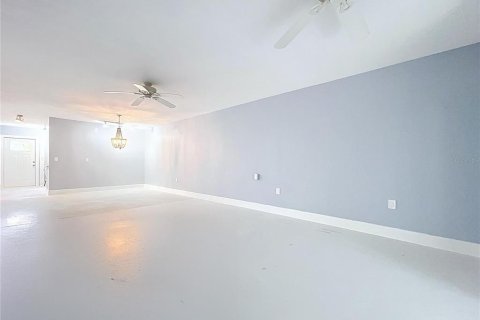 House in Holmes Beach, Florida 2 bedrooms, 109.25 sq.m. № 1833571 - photo 20