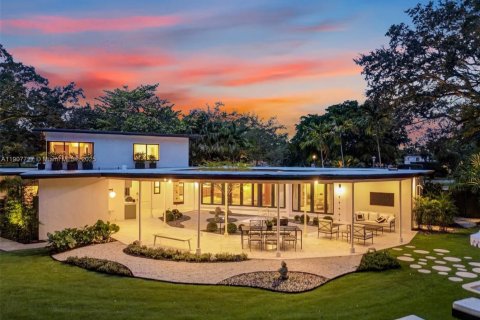 Casa en venta en Miami Shores, Florida, 5 dormitorios № 1964822 - foto 2