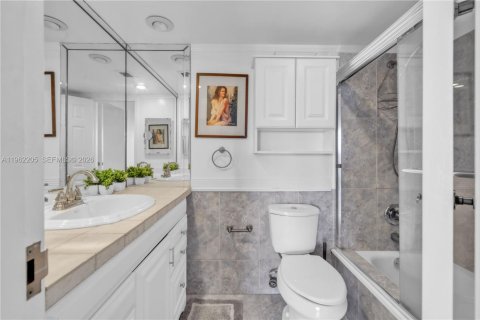 Снять в аренду кондоминиум в Халландейл-Бич, Флорида 2 спальни, 139.35м2, № 2024553 - фото 29